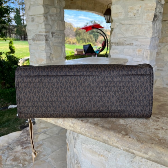 Michael Kors large Kenly tote signature handbag&wallet set NWT - Picture 9 of 16